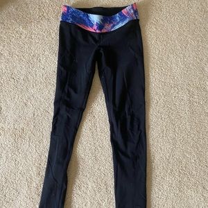 Black Ivivva Leggings